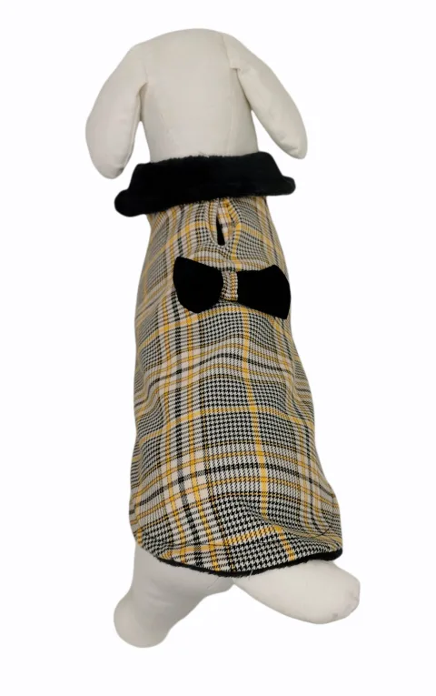 Détail du tissu doux du manteau Biel T-M
