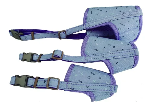 Détail du système de réglage rapide de la muselière deluxe Moly lilas T-L