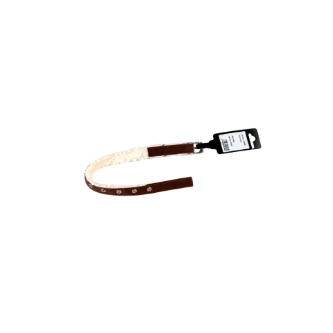 Détail de la boucle métallique résistante du collier luxury cuir nube