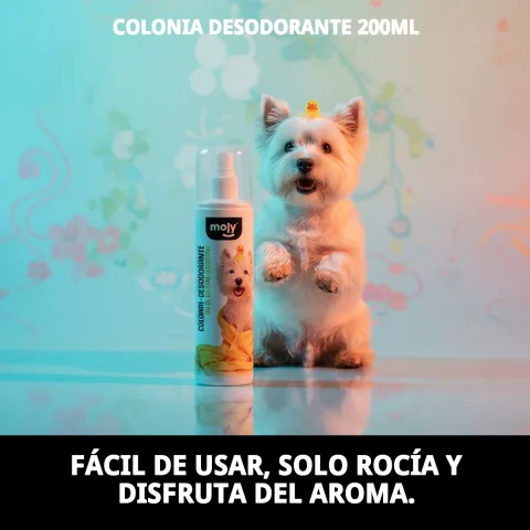 Envase de colonia desodorante Moly con etiqueta visible