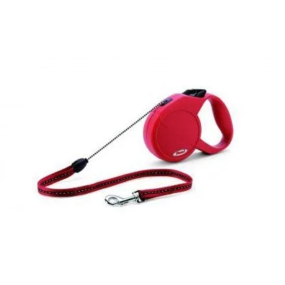 Correa Flexi New Classic S en uso con perro pequeño