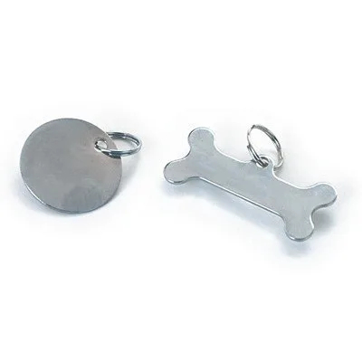 Placas identificativas variadas para perros y gatos en expositor