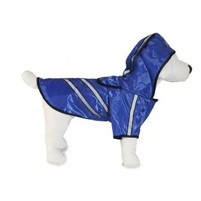 Detalle del material reflectante y capucha del impermeable para perros