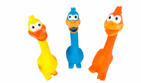 Juguete de Látex Pollo Funny 28 cm Moly | Divertido, Resistente y con Sonido para Perros