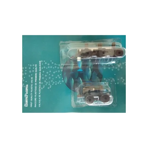 Clés en plastique de différentes tailles pour ouvrir caisses et gamelles