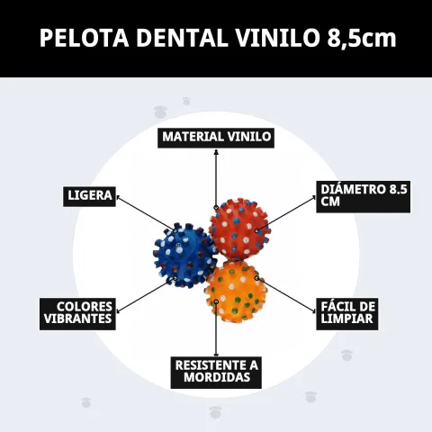 Pelota dental de vinilo junto a otros juguetes para perros